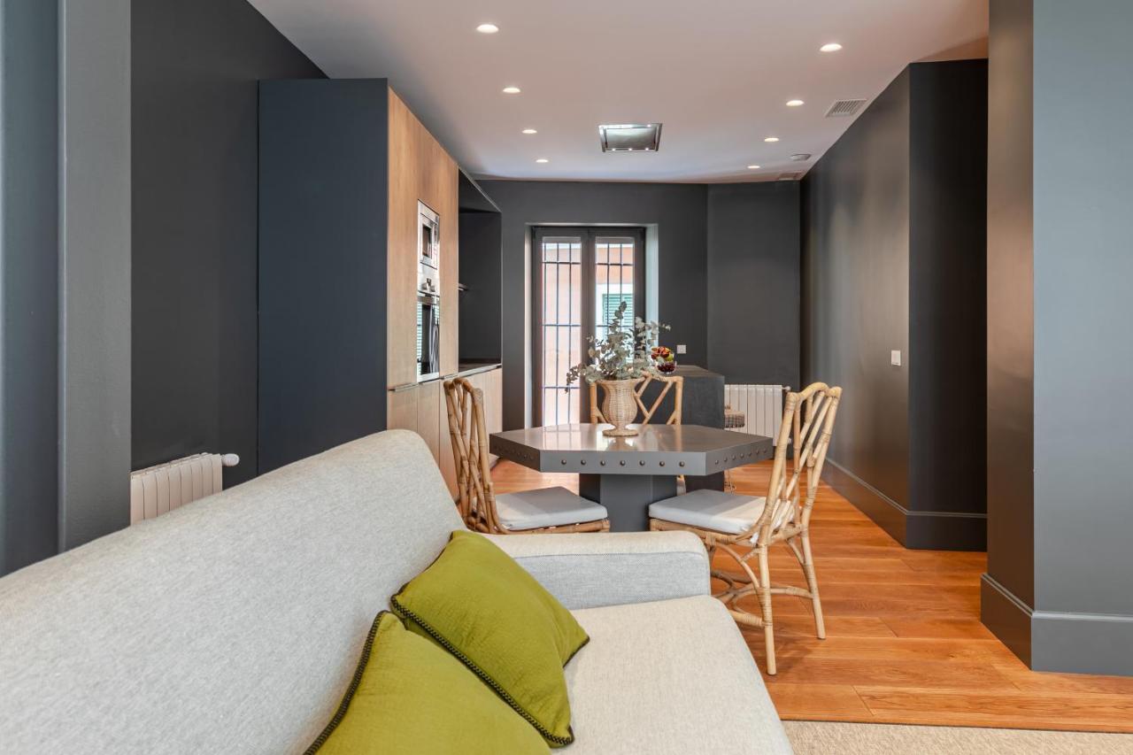 Green-Apartments Reales Atarazanas Suites Seville Ngoại thất bức ảnh