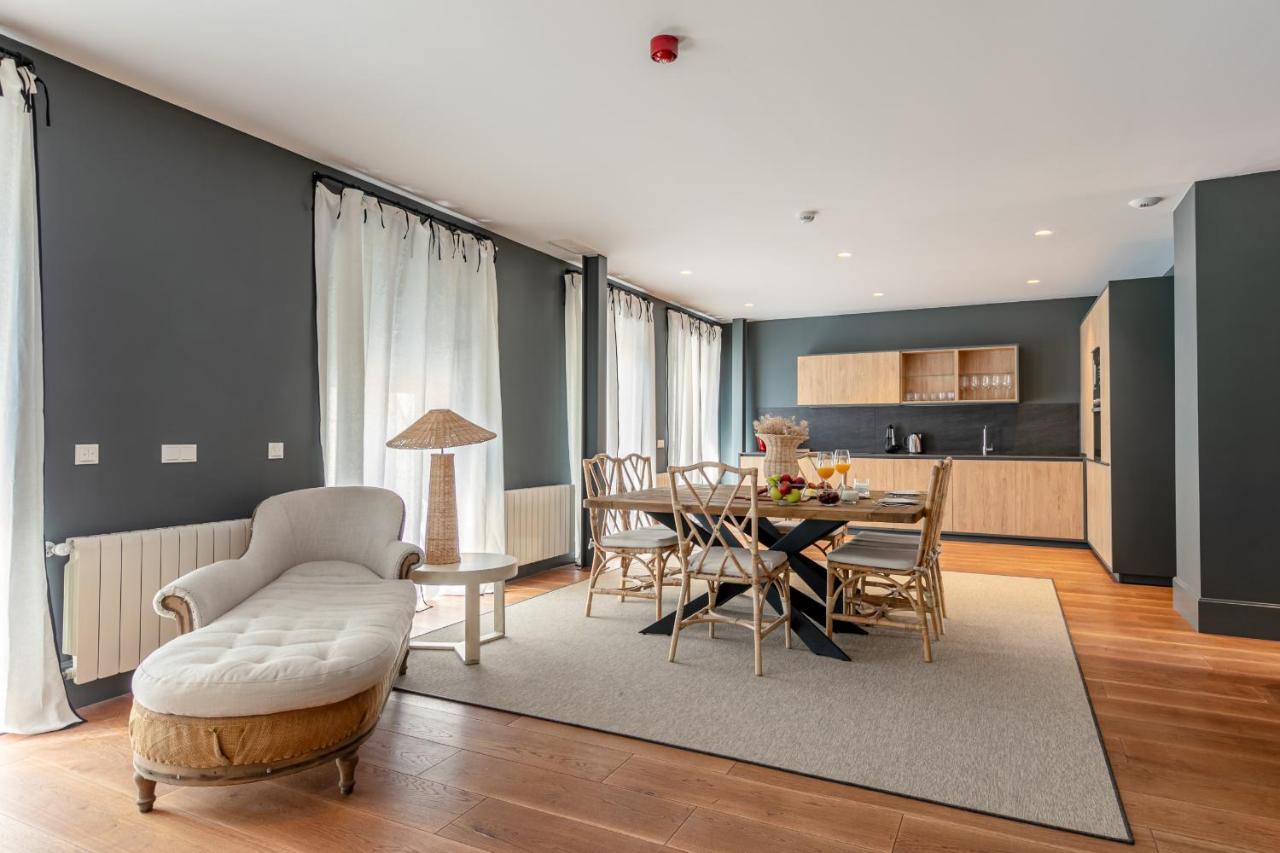 Green-Apartments Reales Atarazanas Suites Seville Ngoại thất bức ảnh