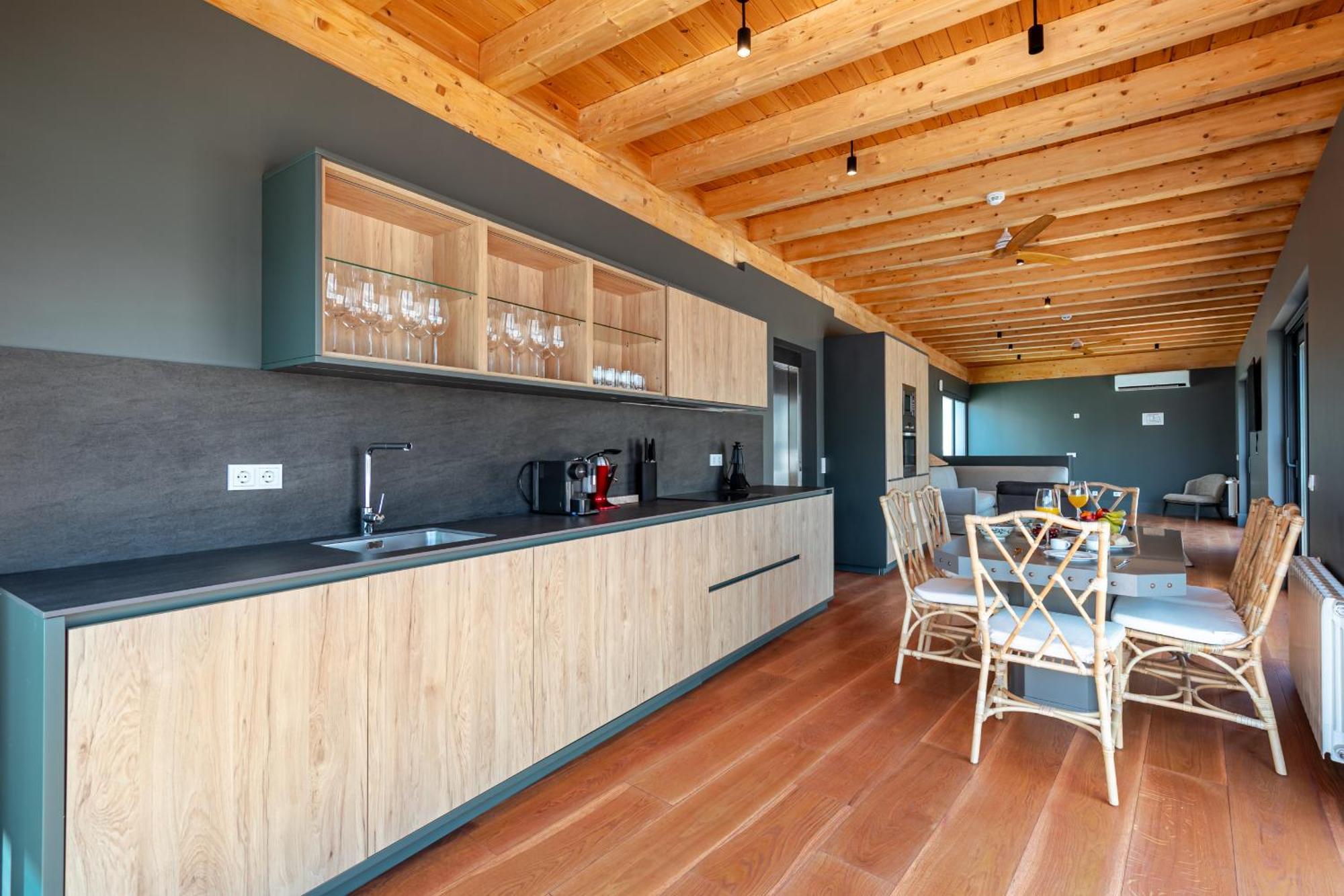 Green-Apartments Reales Atarazanas Suites Seville Ngoại thất bức ảnh