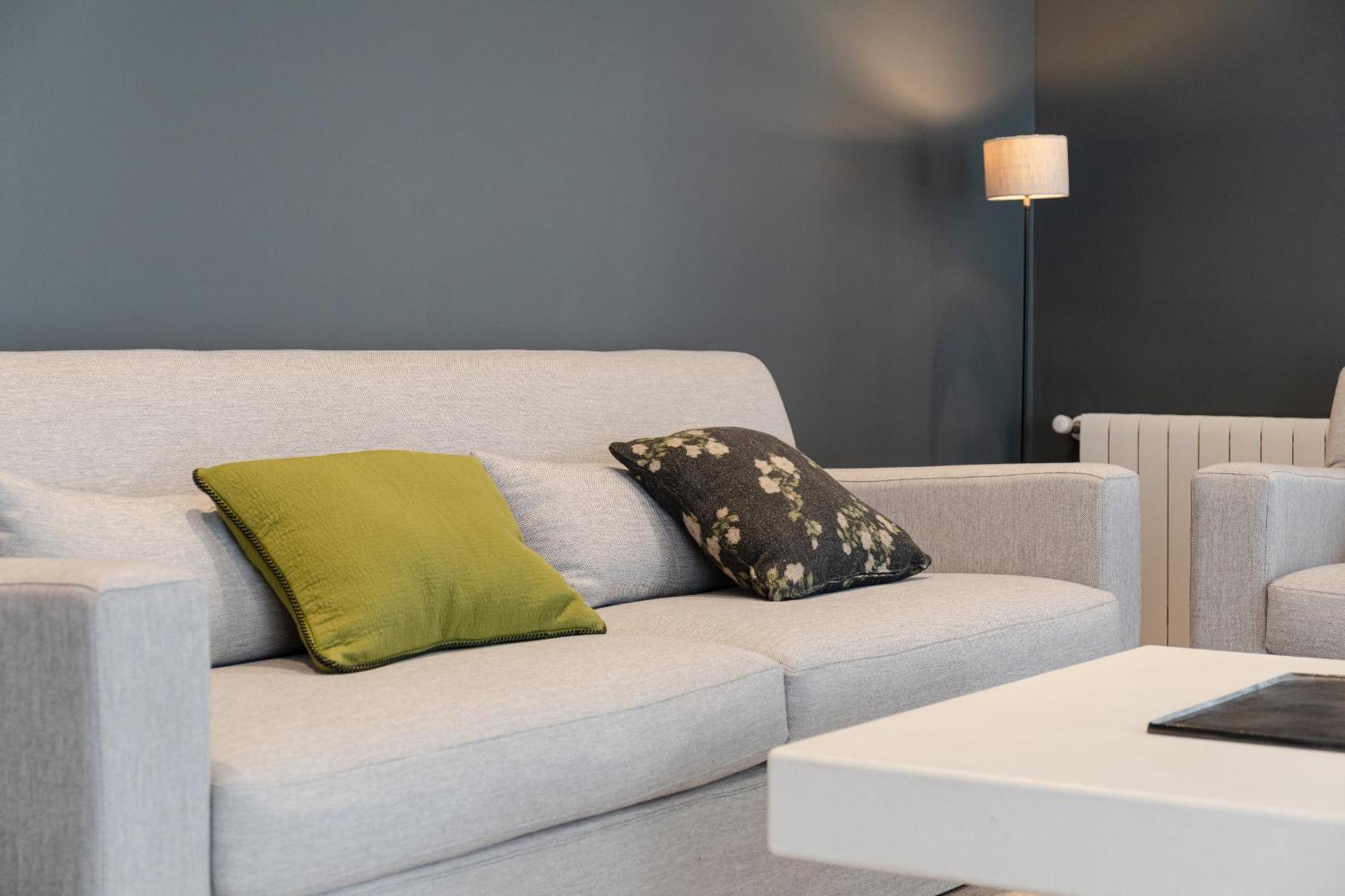 Green-Apartments Reales Atarazanas Suites Seville Ngoại thất bức ảnh